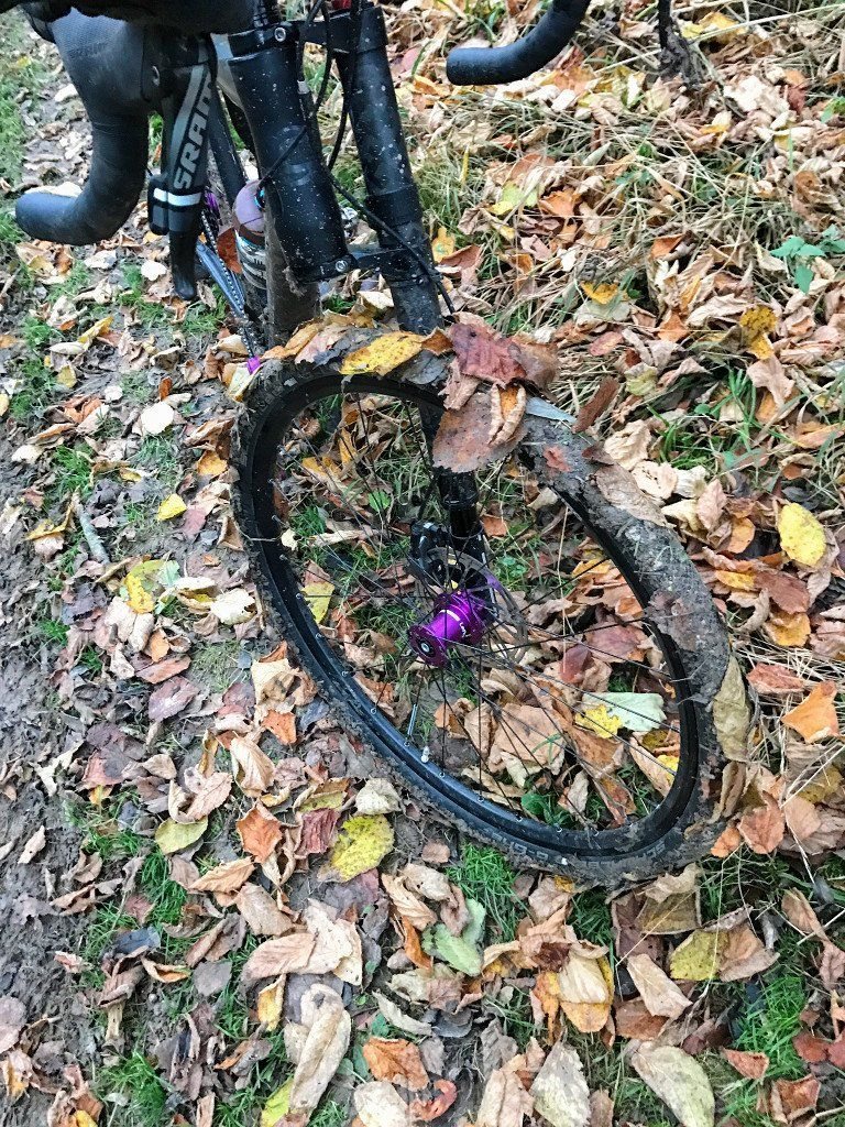 One of the advantages of the Lefty Fork, it doesn't get blocked even when caked up with mud
